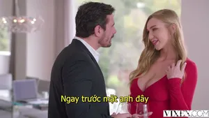 Mãi chơi game không biết cô bạn cùng phòng đang gạ địt bạn trai