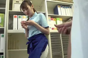 Trộm nhìn em nhà cạnh bên thường quay video bốc lửa qua ô cửa sổ